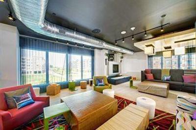 фото отеля aloft Richmond West