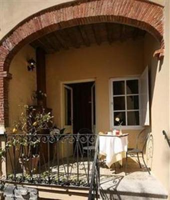 фото отеля Residence Santa Chiara