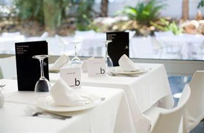 фото отеля Belroy Hotel