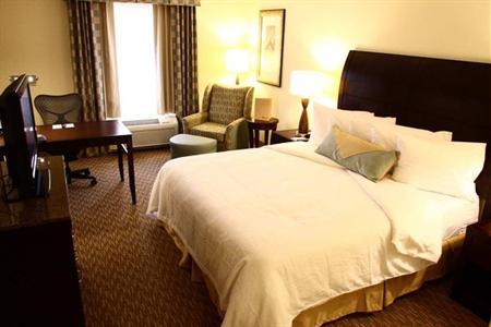 фото отеля Hilton Garden Inn Charlotte Mooresville