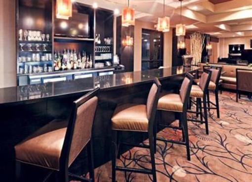 фото отеля Holiday Inn Hotel & Suites Tulsa South