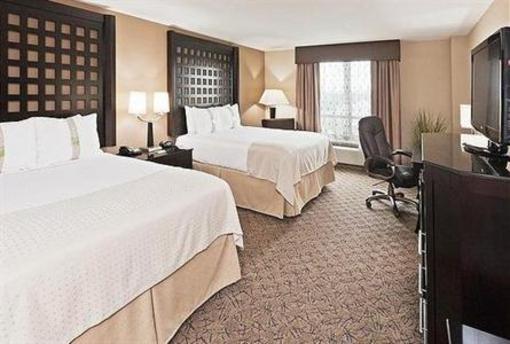 фото отеля Holiday Inn Hotel & Suites Tulsa South
