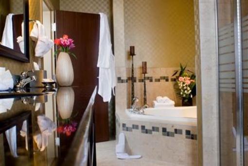 фото отеля BEST WESTERN Sunrise Inn & Suites