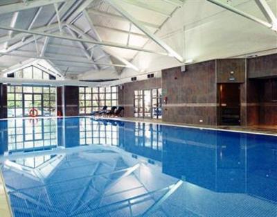 фото отеля Macdonald Frimley Hall Hotel & Spa