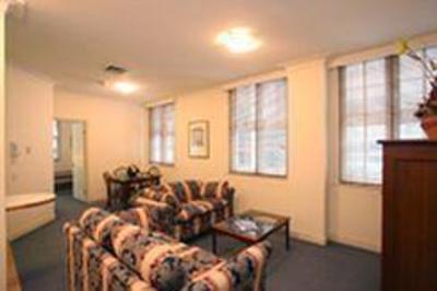 фото отеля Rothbury Heritage Apartment Hotel