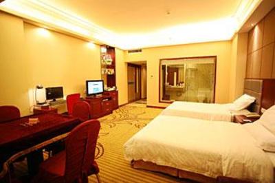 фото отеля Tongtian Hotel
