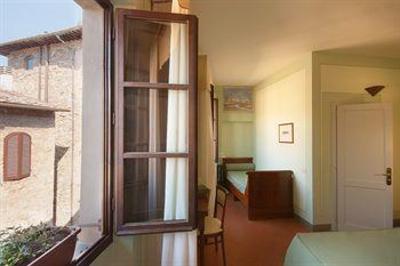 фото отеля Hotel L'Antico Pozzo