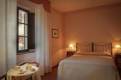 фото отеля Hotel L'Antico Pozzo