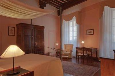 фото отеля Hotel L'Antico Pozzo