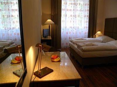 фото отеля Hotel-Pension Michele