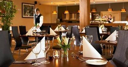 фото отеля Breaffy Woods Hotel