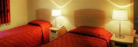 фото отеля Breaffy Woods Hotel