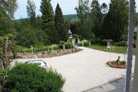 фото отеля Chateau De La Marjolaine Essomes-sur-Marne