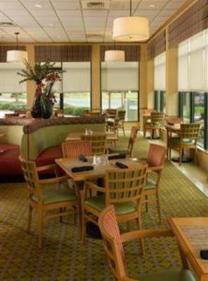 фото отеля Hilton Garden Inn Atlanta Airport/Millenium Center