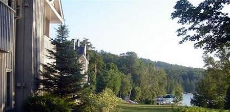 фото отеля Sir Sam's Inn Eagle Lake
