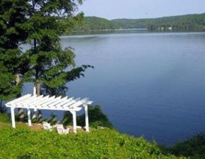 фото отеля Sir Sam's Inn Eagle Lake
