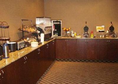 фото отеля Comfort Inn & Suites Airdrie