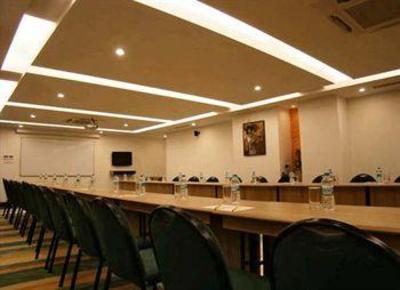фото отеля Lemon Tree Hotel, Chennai