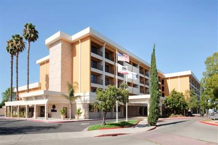 фото отеля Hilton Stockton