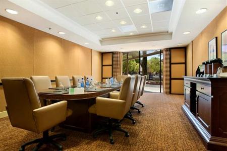 фото отеля Hilton Stockton