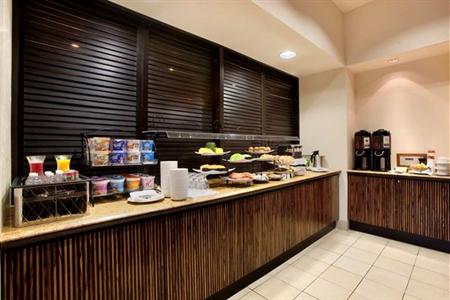 фото отеля Hilton Stockton