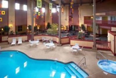 фото отеля BEST WESTERN Plus Steeplegate Inn