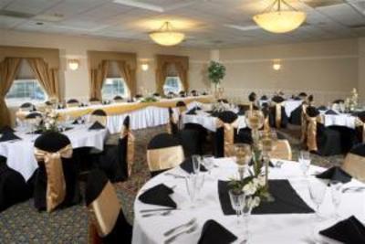 фото отеля BEST WESTERN Plus Steeplegate Inn