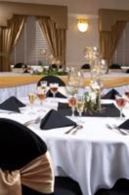 фото отеля BEST WESTERN Plus Steeplegate Inn