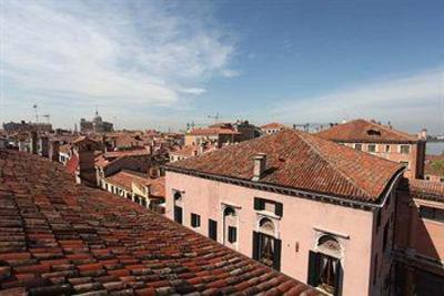 фото отеля Palazzo Contarini della Porta di Ferro