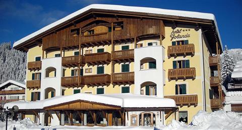 фото отеля Hotel Jolanda