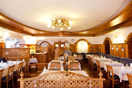 фото отеля Hotel Jolanda