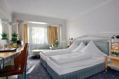 фото отеля Golden Tulip Olymp Hotel
