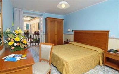 фото отеля Hotel Amalfi