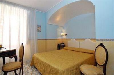 фото отеля Hotel Amalfi