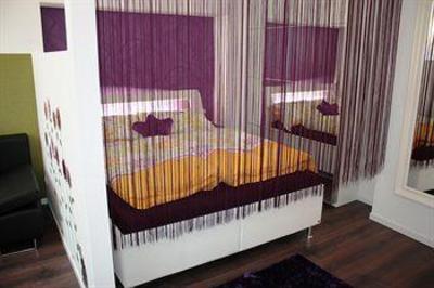 фото отеля Small Modern Apartment Vienna - Seidlgasse