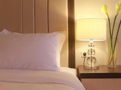 фото отеля Bella Hotel by Simply Maven