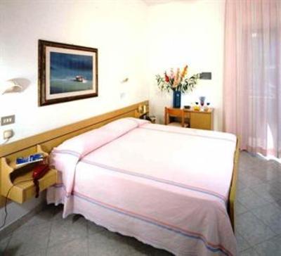 фото отеля Hotel Cola