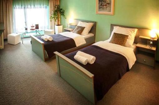 фото отеля Wyzsza Brama Hotel