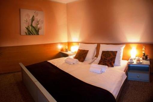 фото отеля Wyzsza Brama Hotel