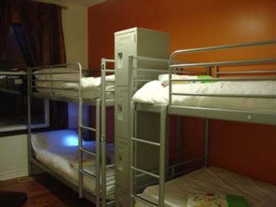 фото отеля The Barefoot Hostel