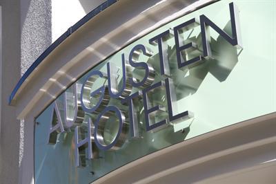 фото отеля Augusten Hotel