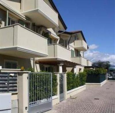 фото отеля Versilia Apartment