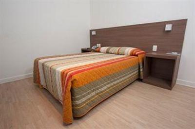 фото отеля Hotel Debret