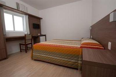 фото отеля Hotel Debret