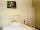 фото отеля Pension Francaise Les Volets Bleus