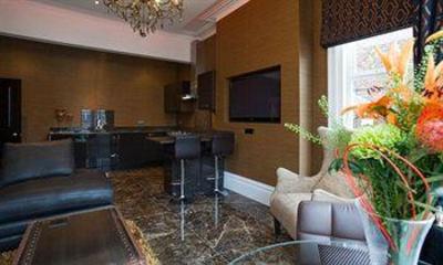 фото отеля Breck Apartments