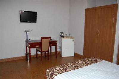 фото отеля Luxe Suites Hotel