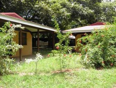 фото отеля Tamarindo Beach Cabinas