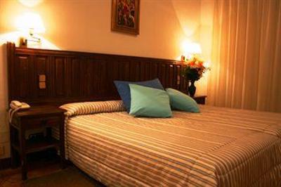 фото отеля Mirasierra Hotel Santo Tome del Puerto
