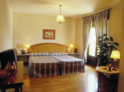 фото отеля Mirasierra Hotel Santo Tome del Puerto